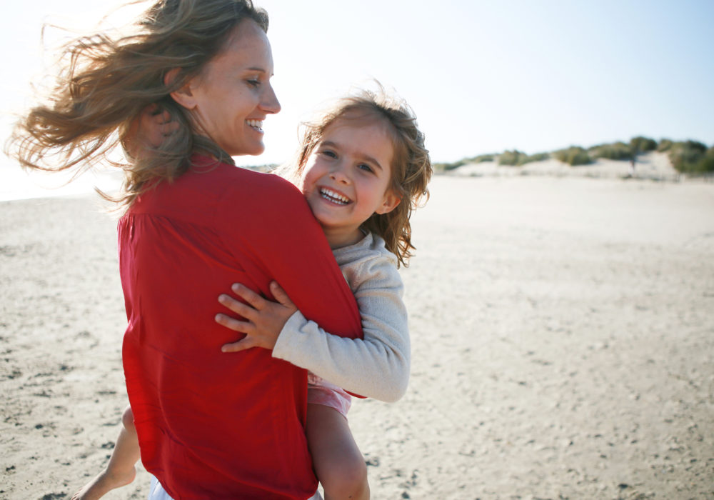 photographe-famille-plage-montpellier-occitanie-mediterrannee