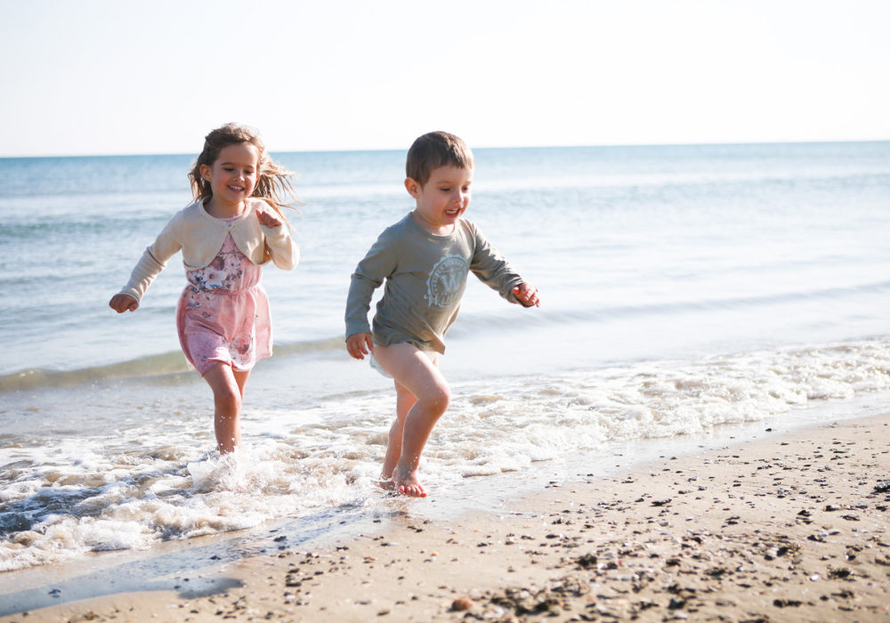 seance-photo-plage-famille-enfants-shooting-mer-carnon-lagrandemotte-herault-montpellier