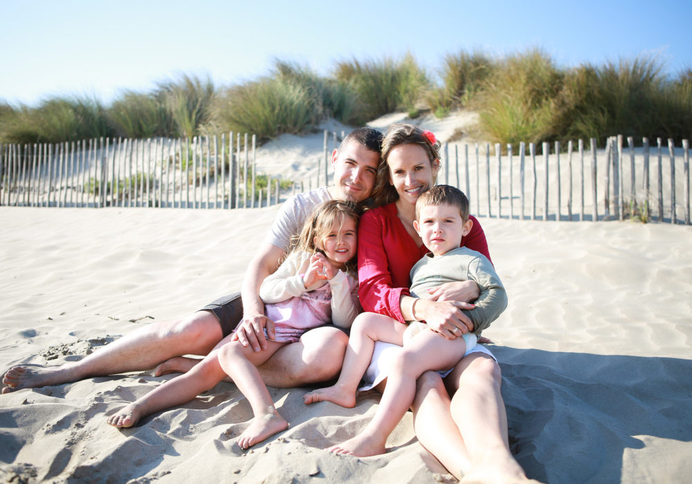 seance-photo-plage-famille-enfants-shooting-mer-carnon-lagrandemotte-herault-montpellier